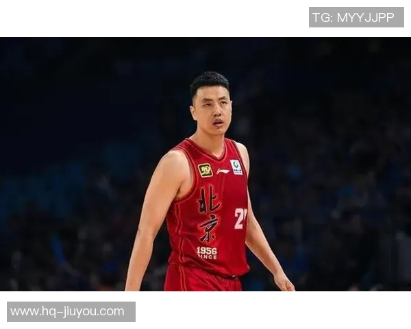 翟晓川:从篮球场上的拼搏者到社会公益的先锋代表 翟晓川:从篮球场上的拼搏者到社会公益的先锋代表